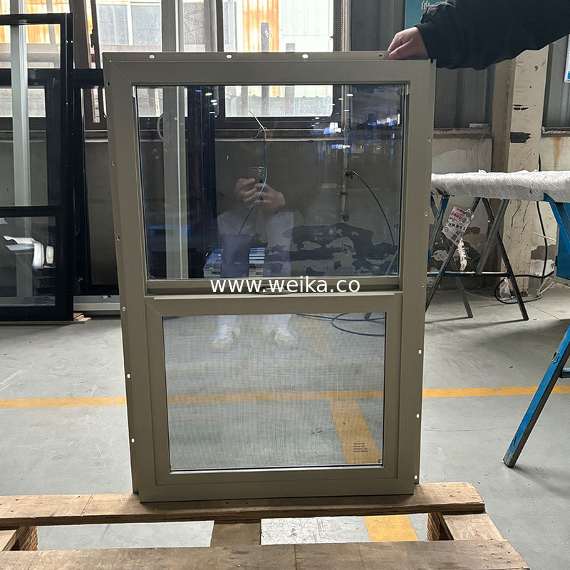 Langlebige Hardware und Extrusionsprofile Energie- UPVC Vinyl Einzelhängenfenster für Wohnhäuser