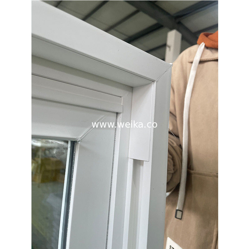 Gute Korrosionsbeständigkeit UPVC Doppel-Hang-Fenster mit Moskito / Insektenschutz